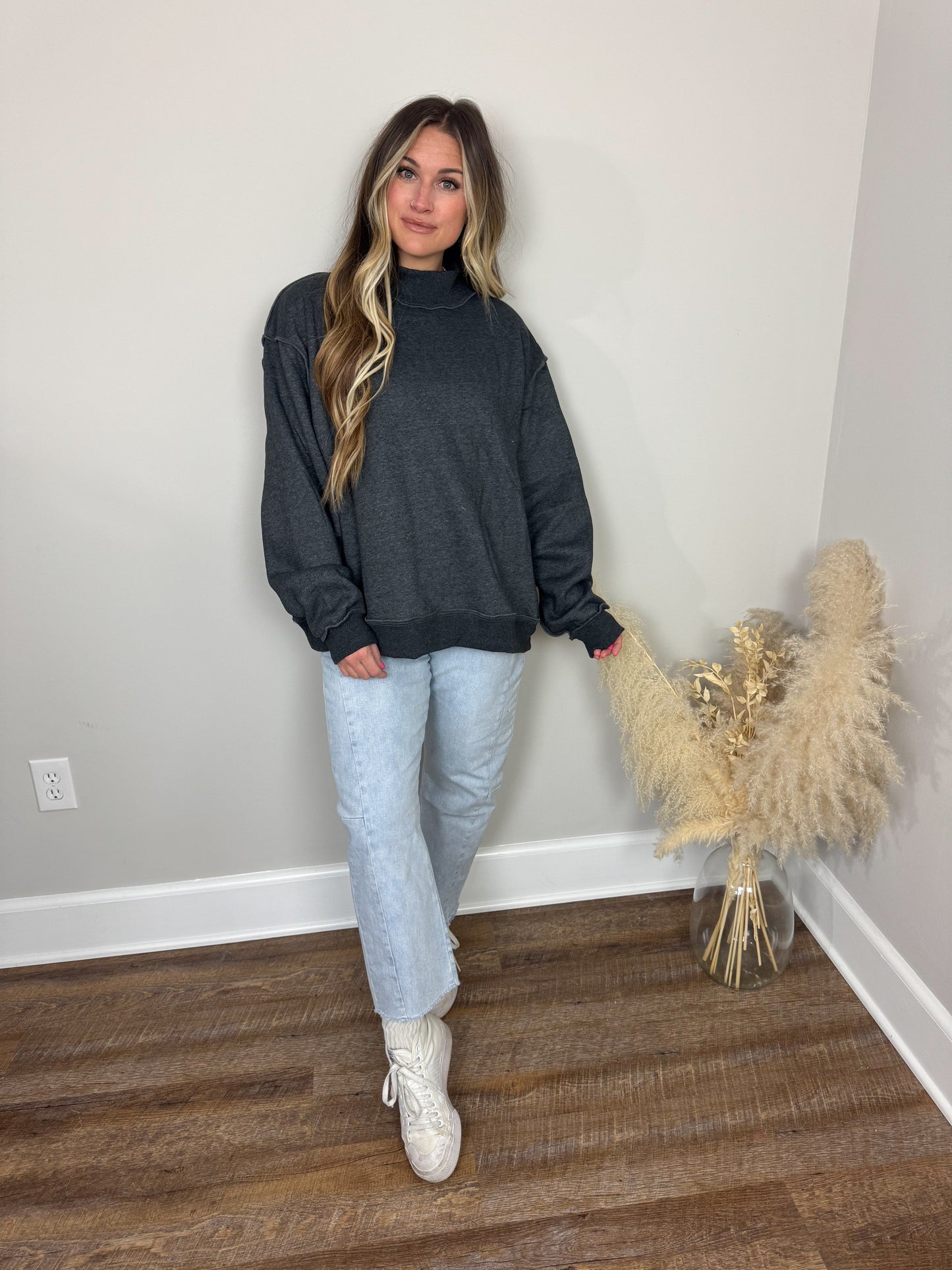 Salt Lake Mock Neck Sweatshirt | Charcoal