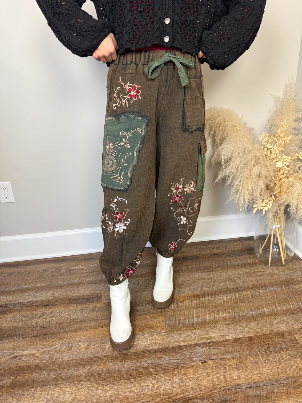 Misty Gauze Joggers | Black