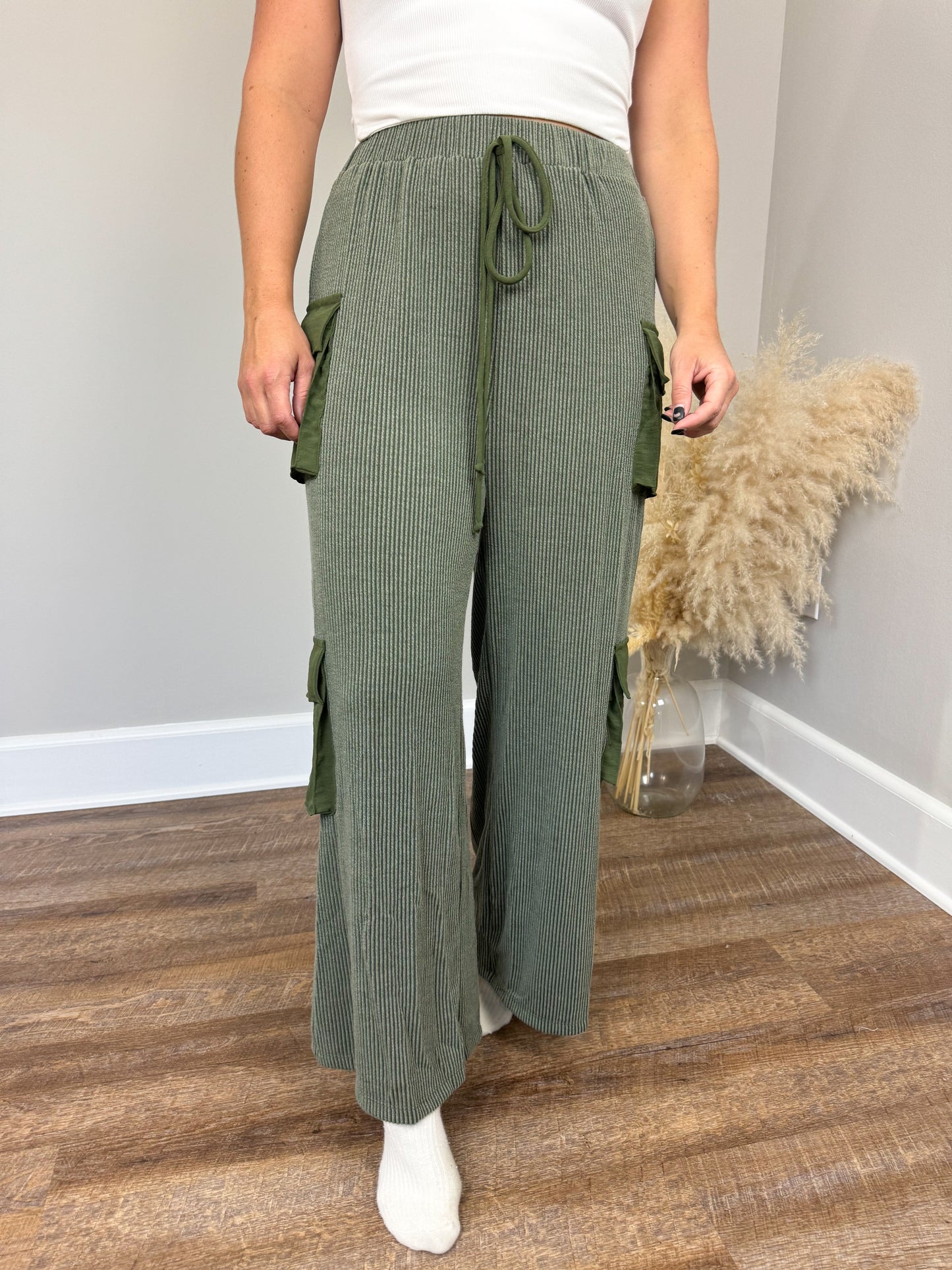 Coffee Date Pants | Olive