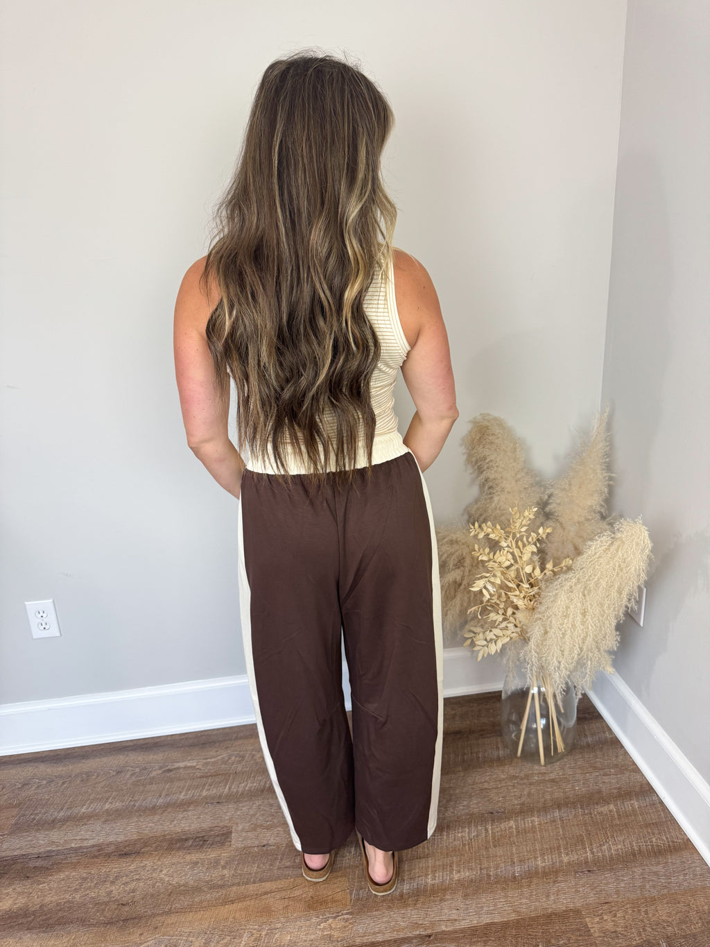 Cloud Comfort Barrel Pants | Brown