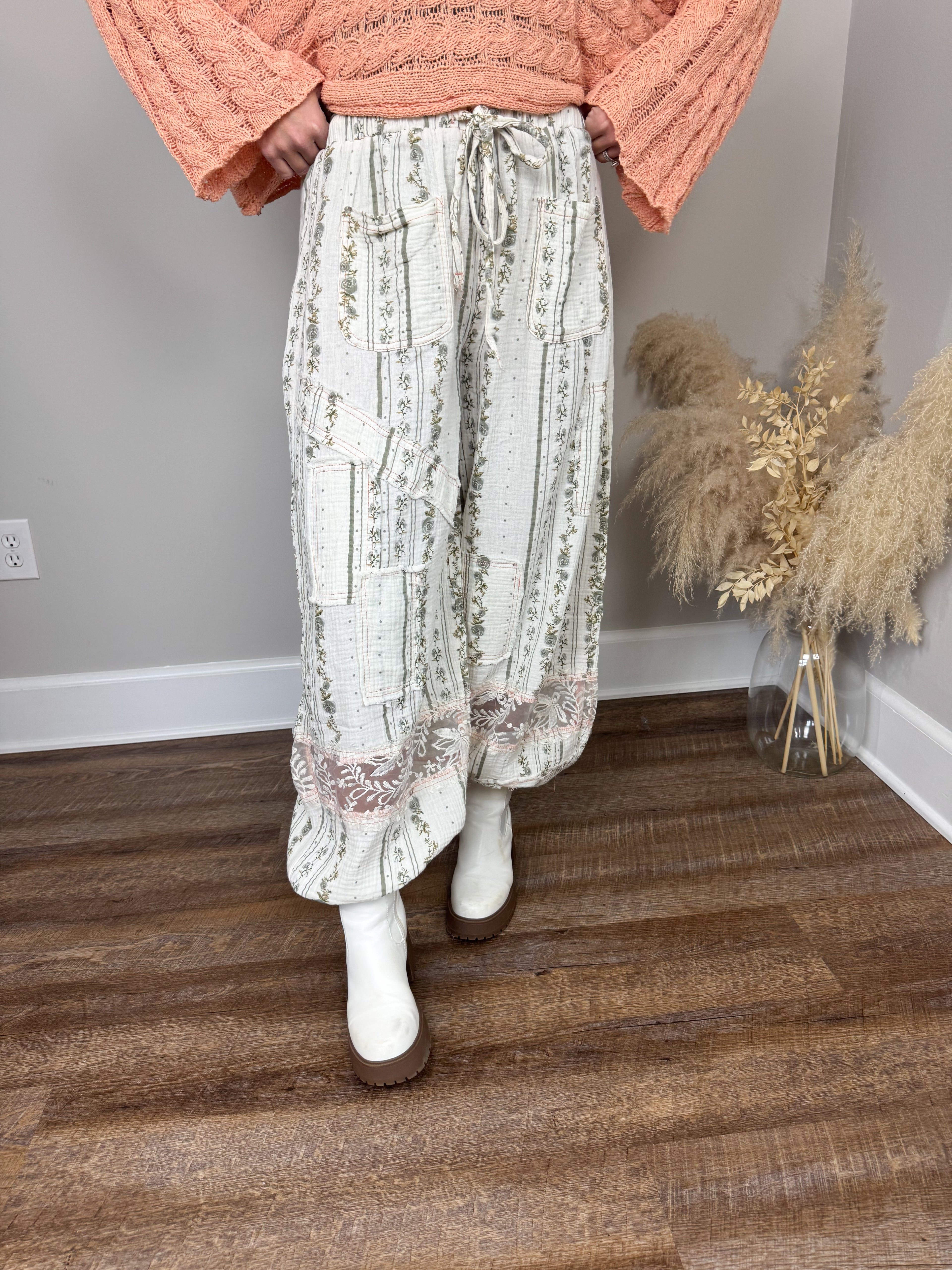 Harvest Trail Floral Pants | Natural