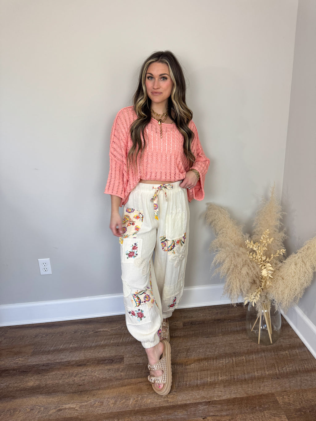 Green Eyes Crochet Sweater | Coral