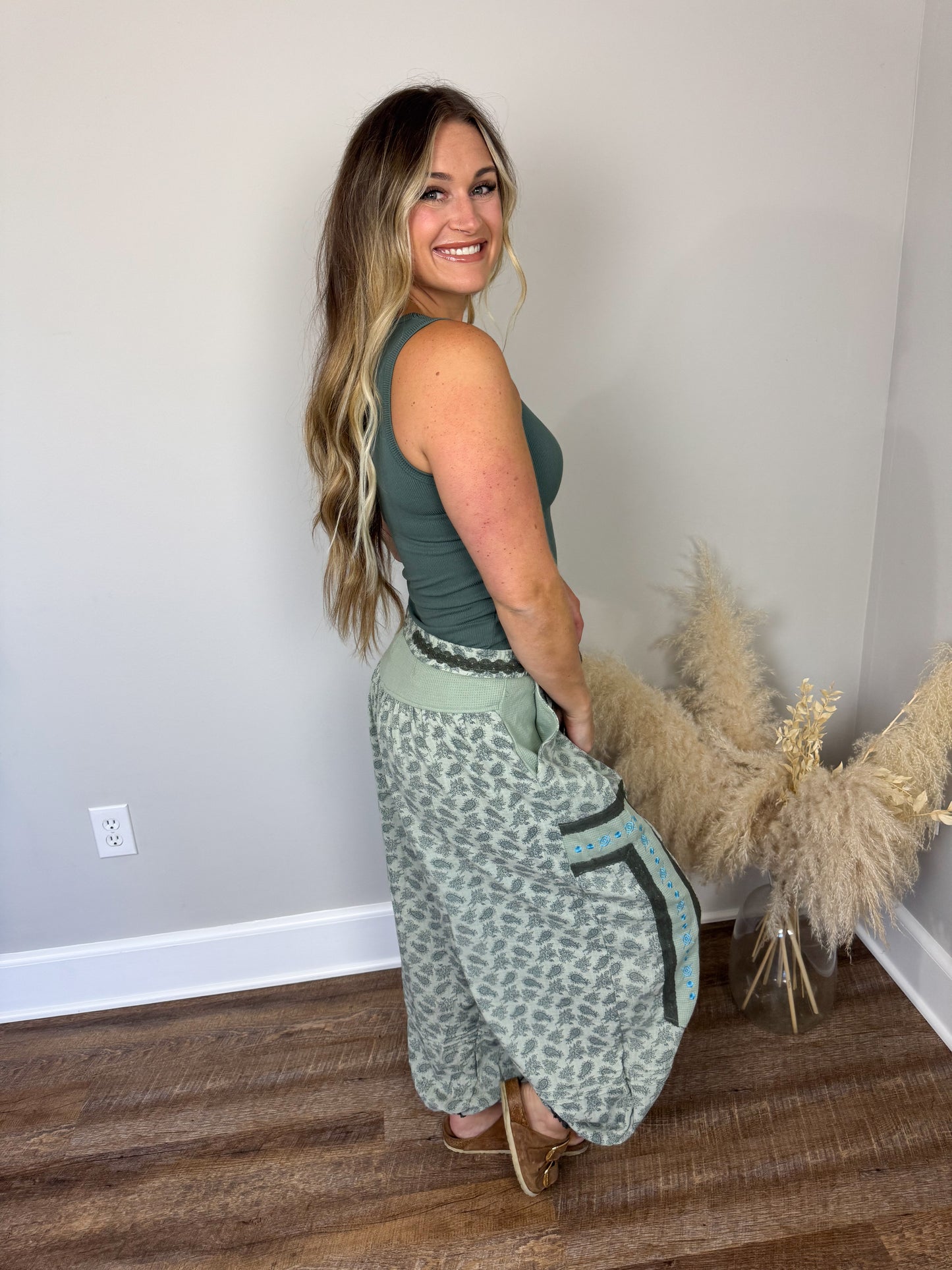 Clark Scoop Tank Top | Hunter Green