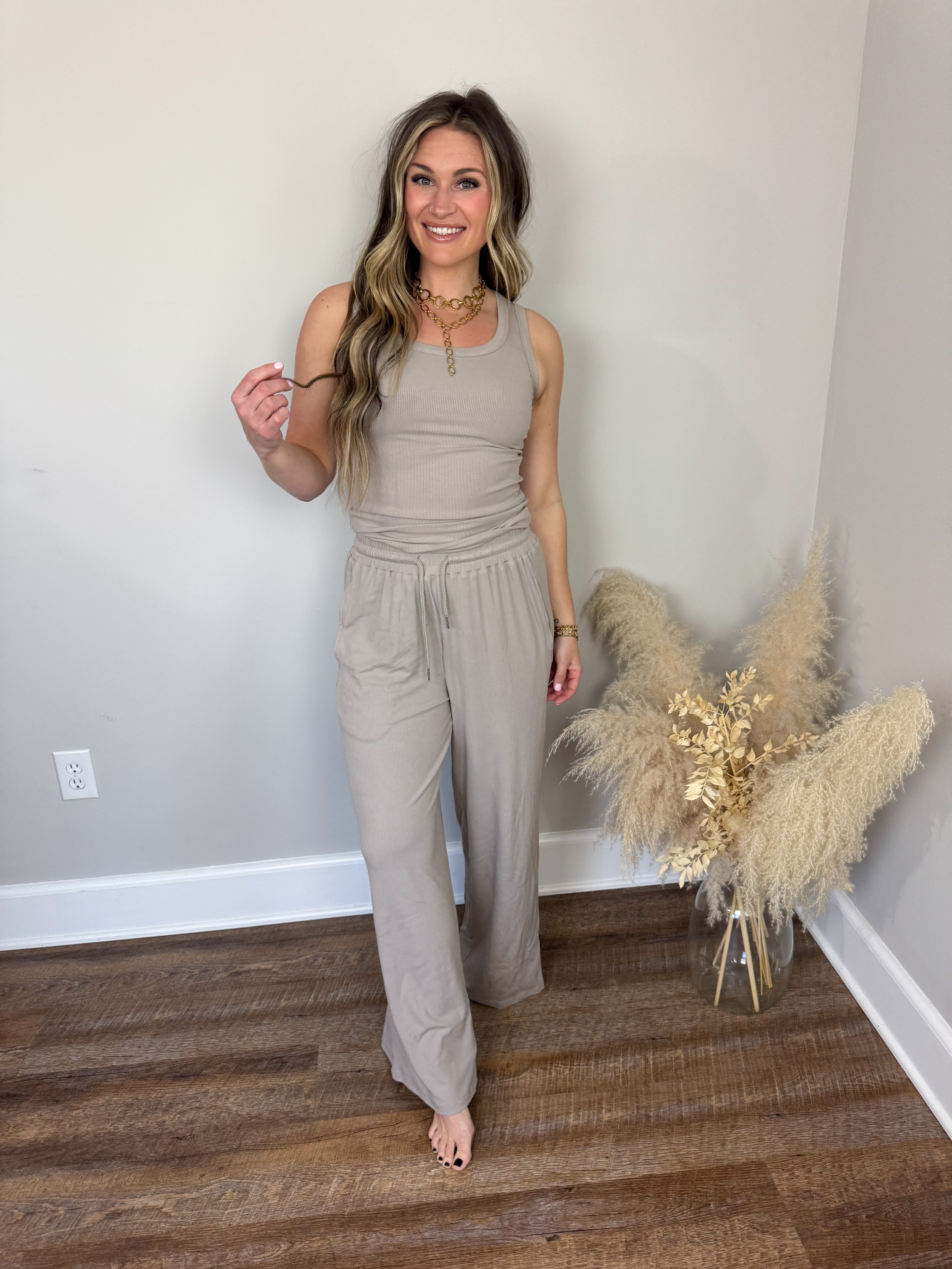 Clark Scoop Tank Top | Mocha
