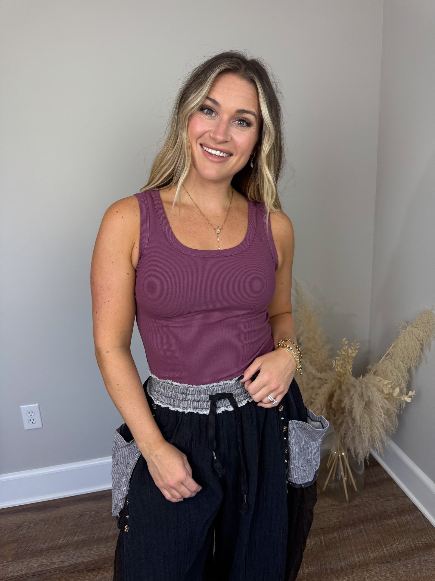 Clark Scoop Tank Top | Plum