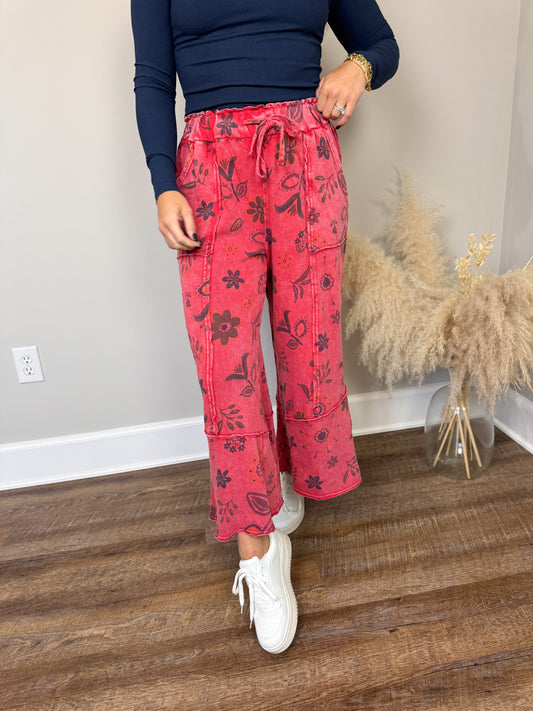 Evermore Printed Pants | Red