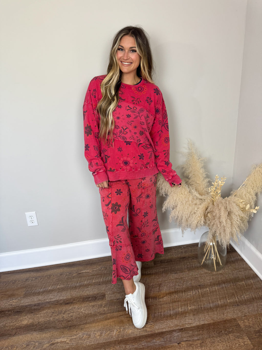 Evermore Printed Pullover | Red