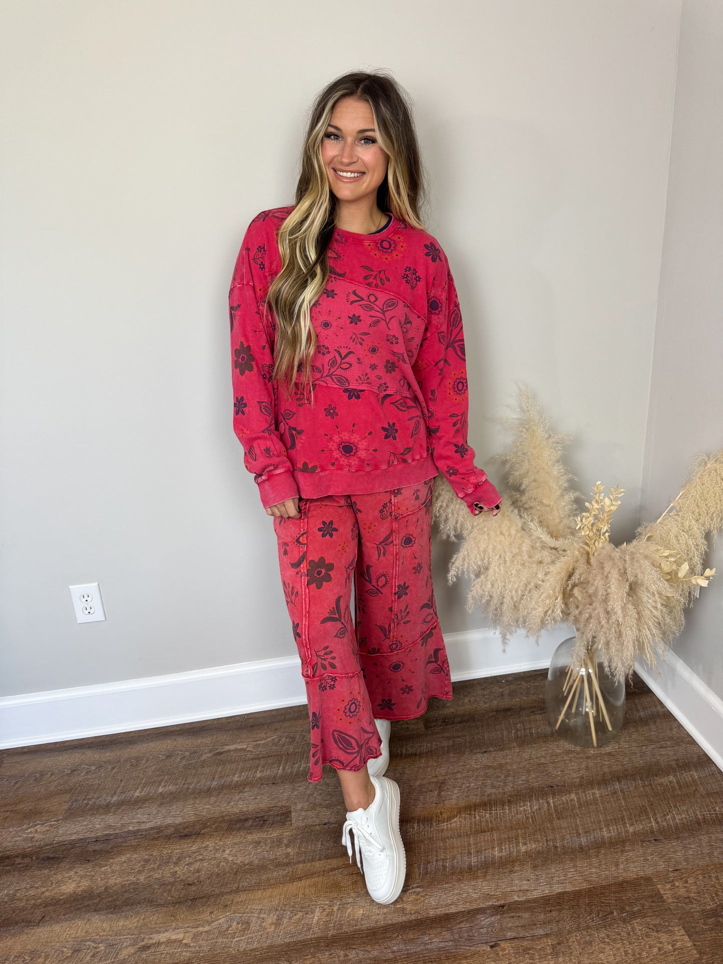 Evermore Printed Pullover | Red