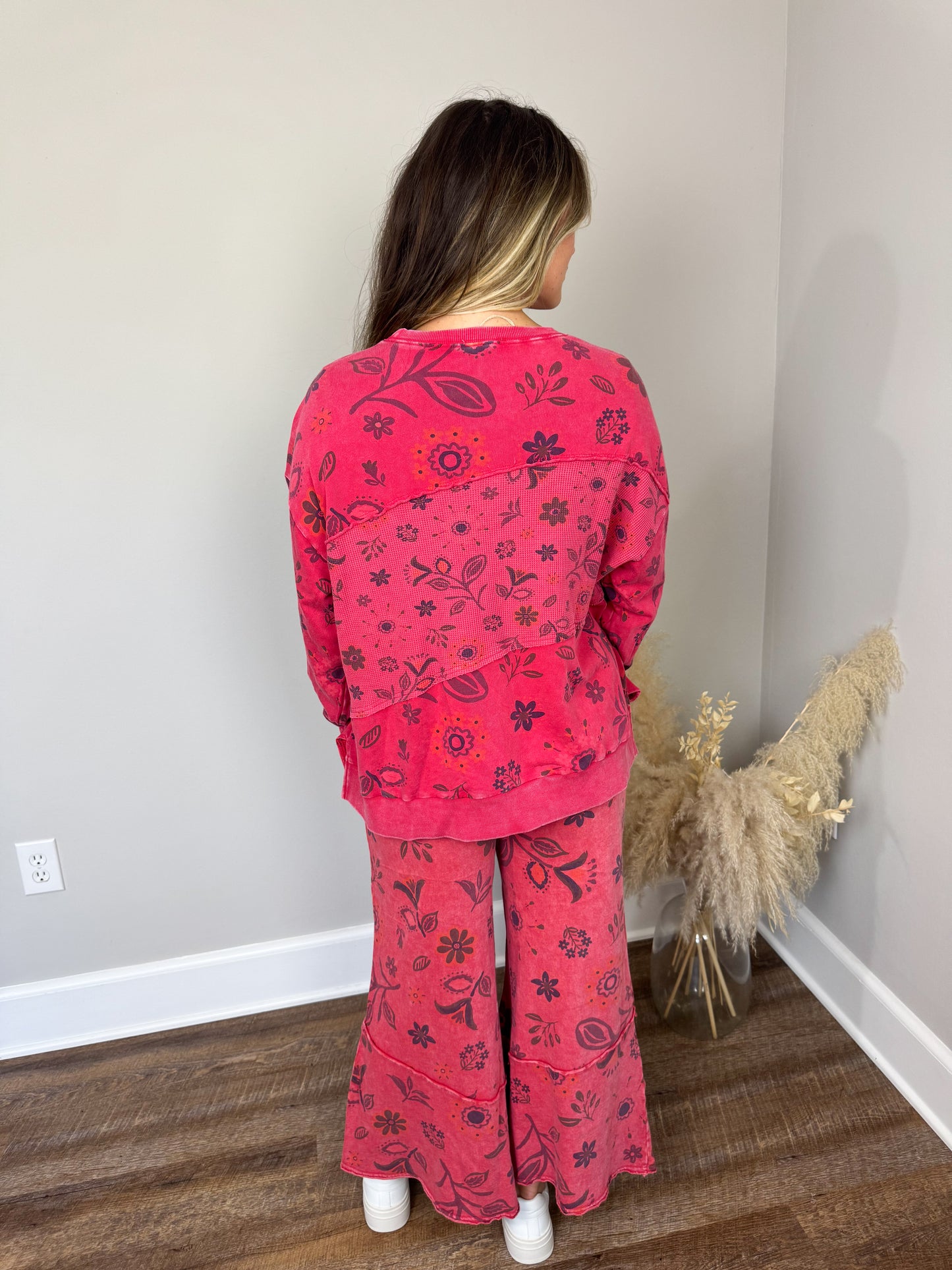 Evermore Printed Pullover | Red