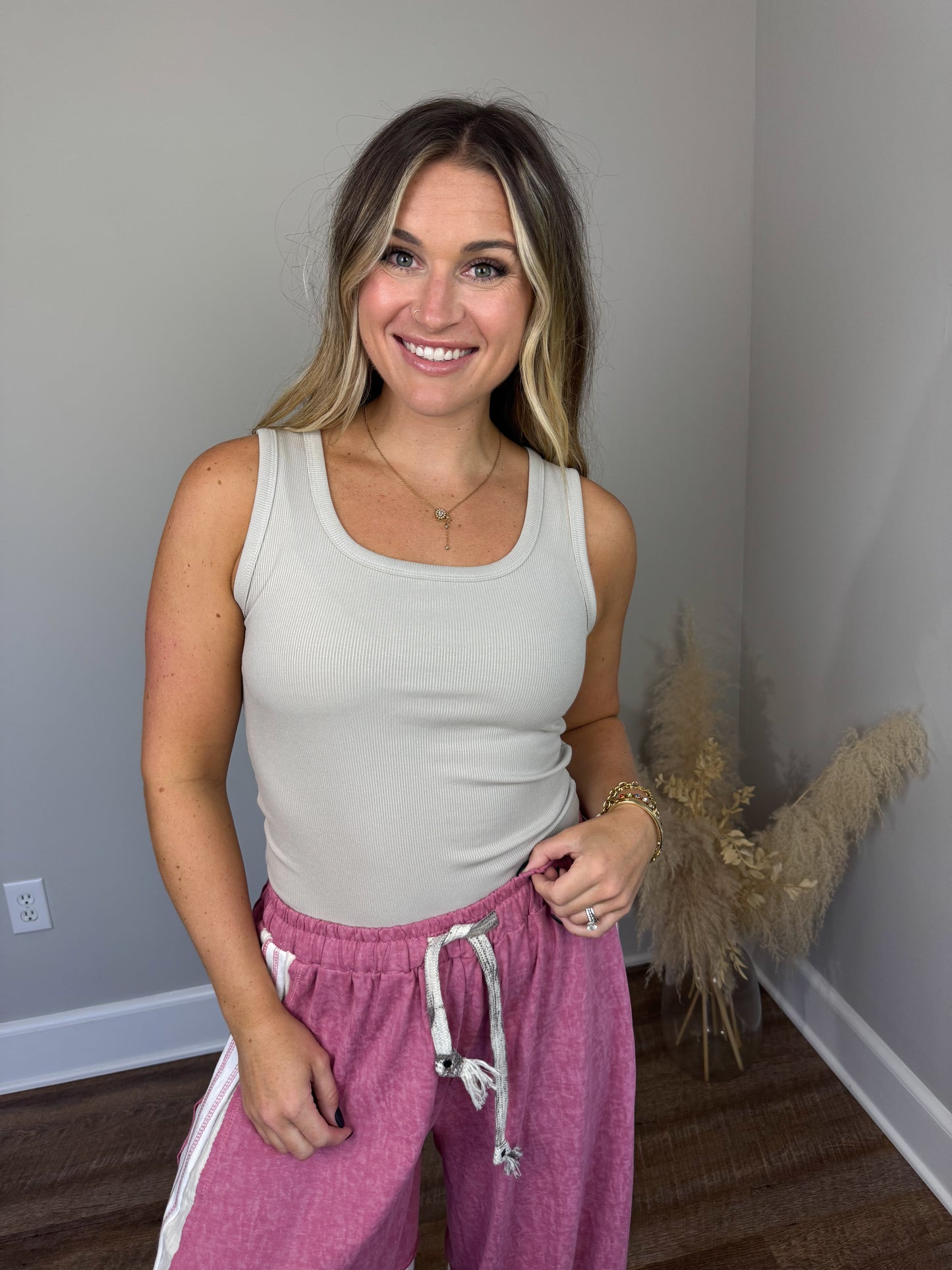 Clark Scoop Tank Top | Beige