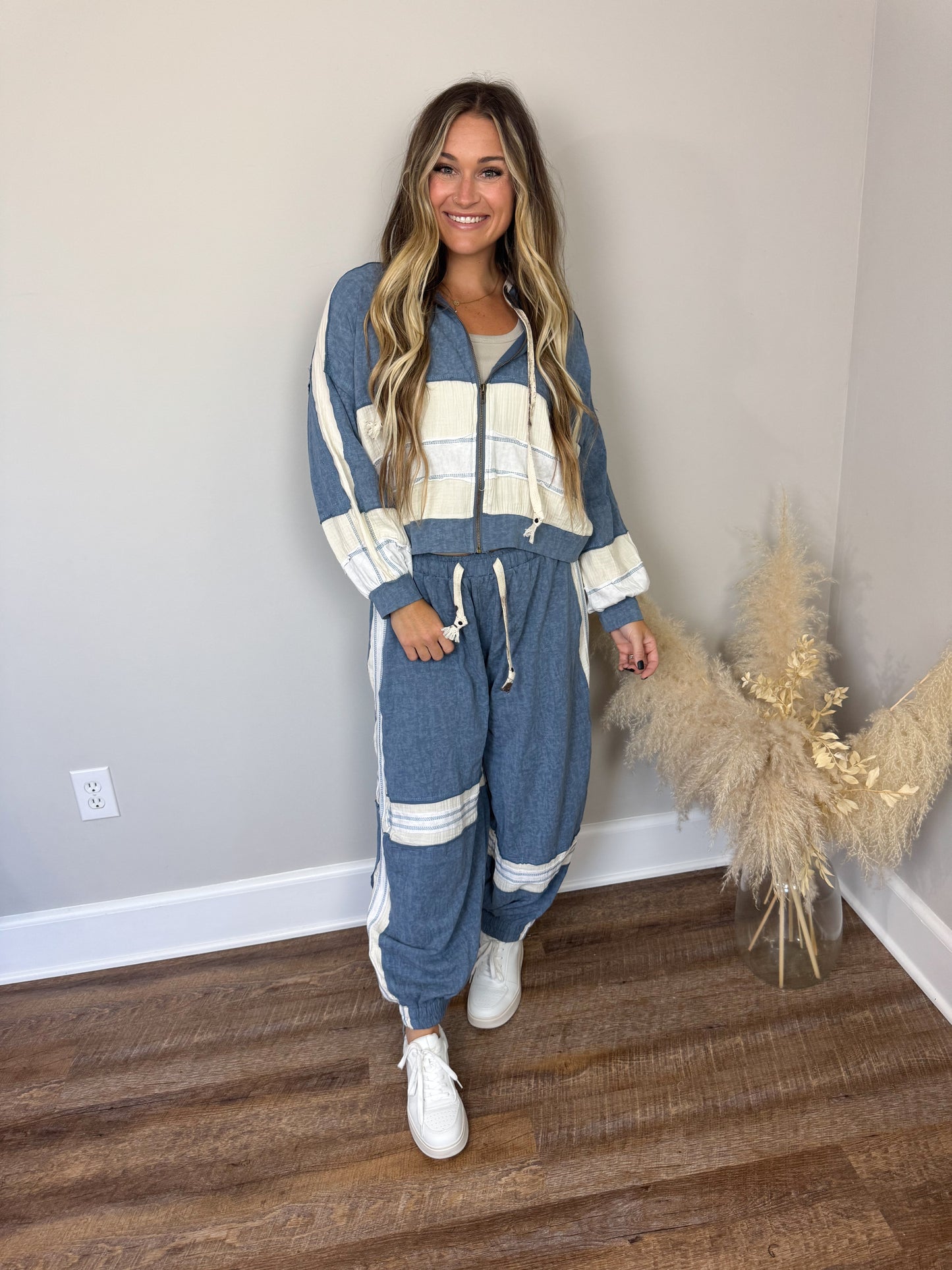 Stonewash Dreams Joggers | Blue