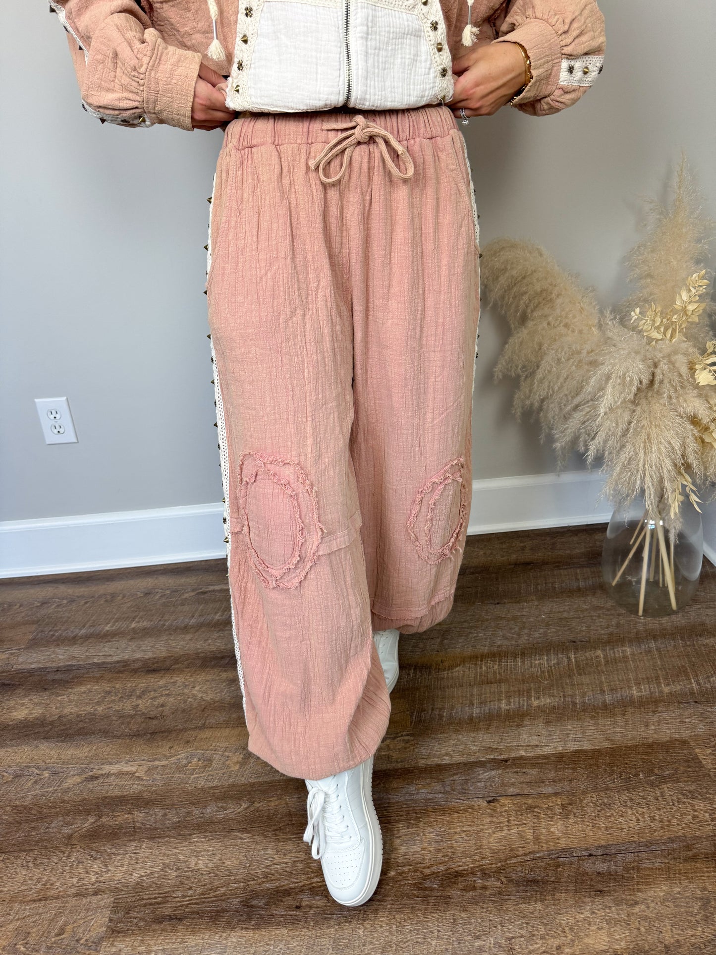 Toasted Almond Gauze Joggers | Pink
