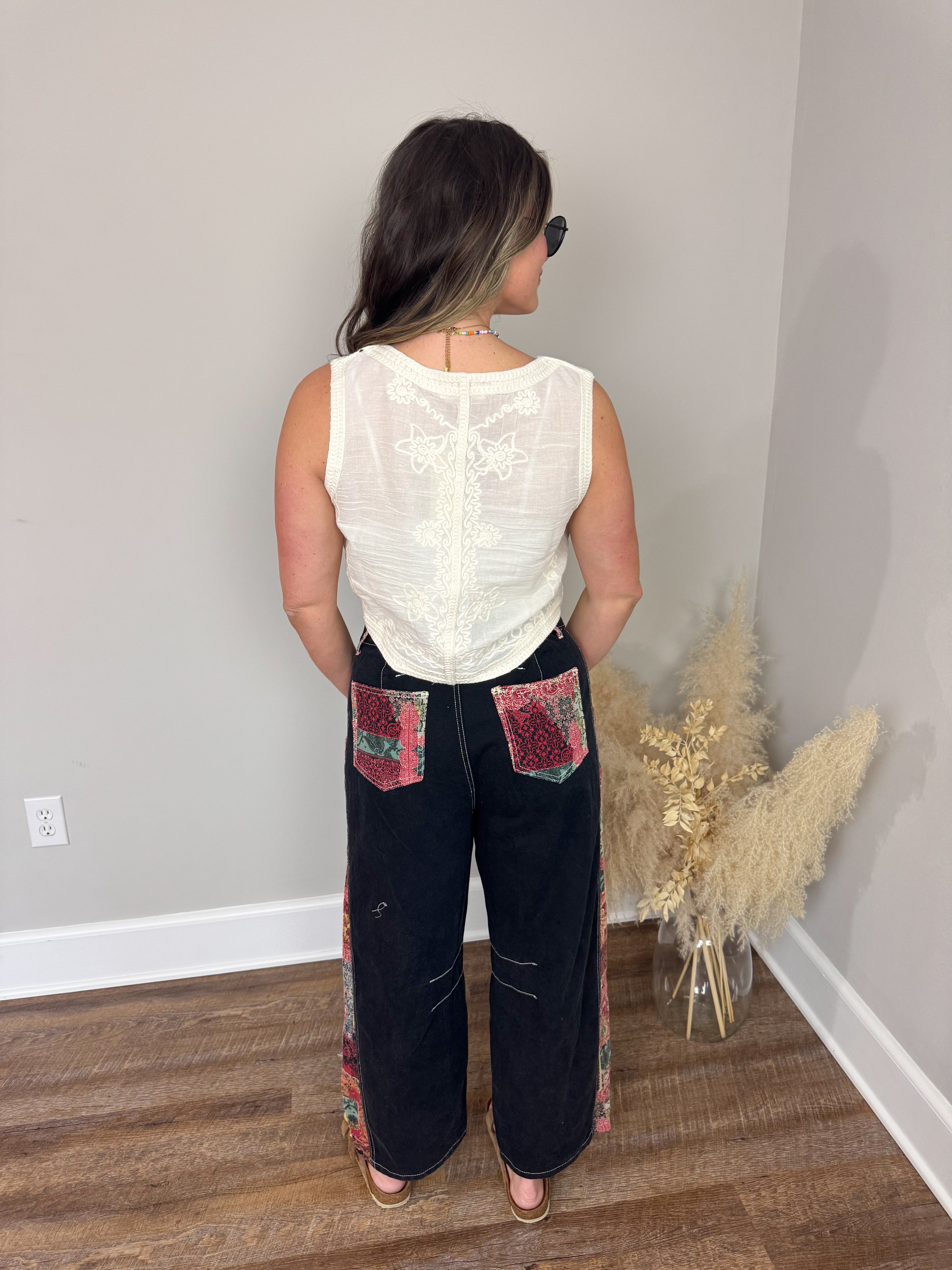 Simmons Crochet Vest | Brown