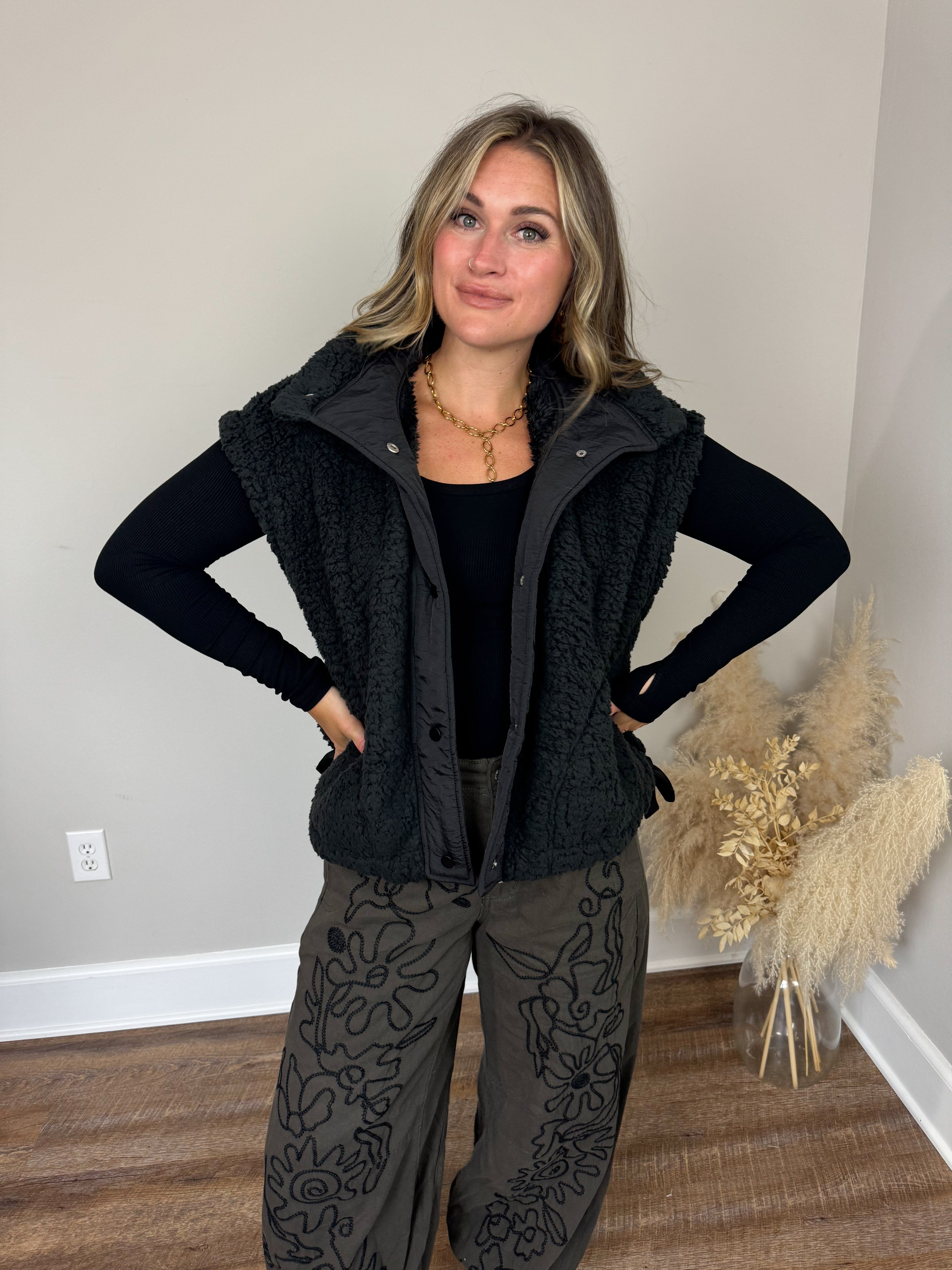 Alpine Vest | Black