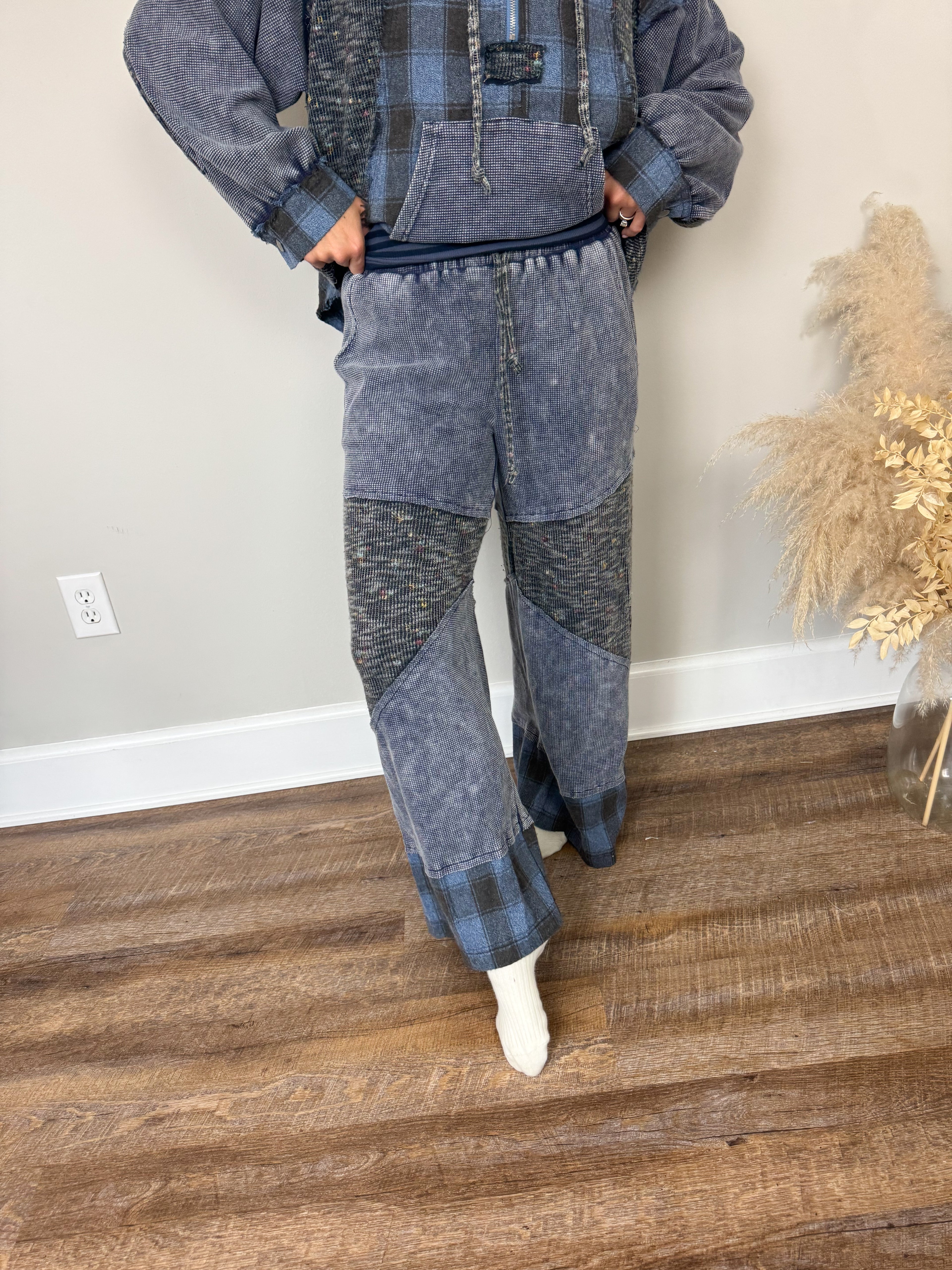 Camp Fire Nights Pants