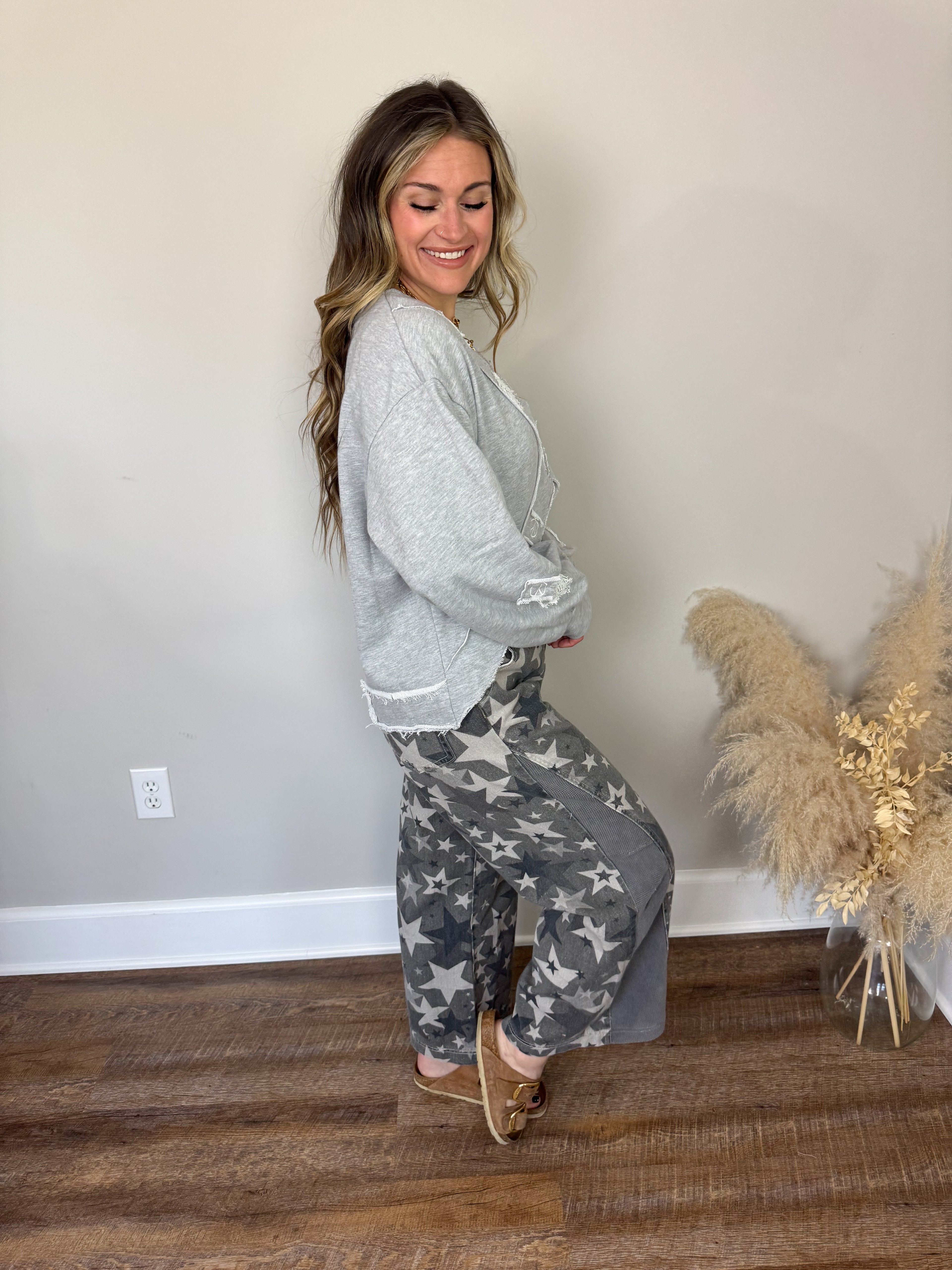 It Girl Pullover | Grey