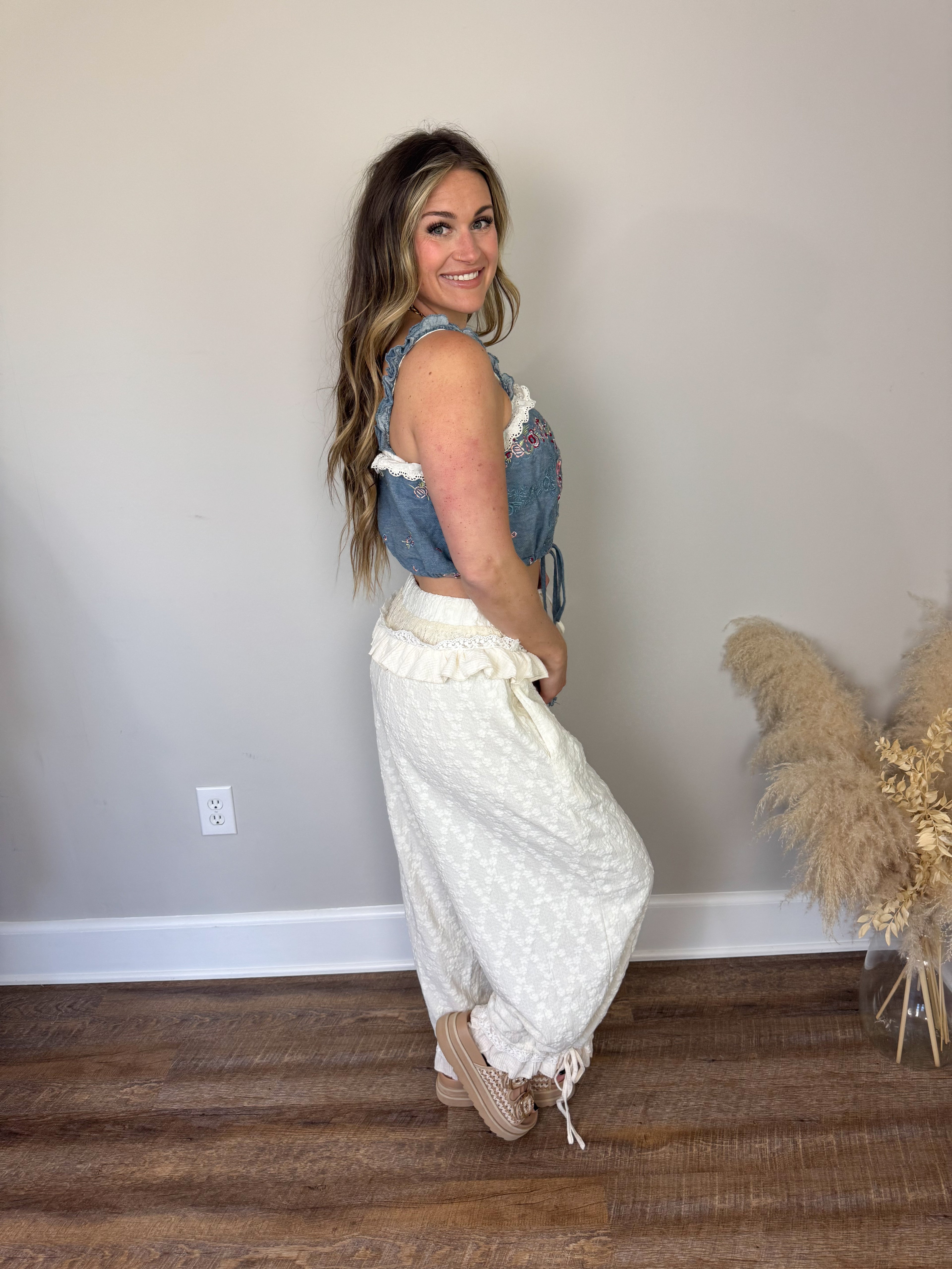 Daisy Lace Joggers