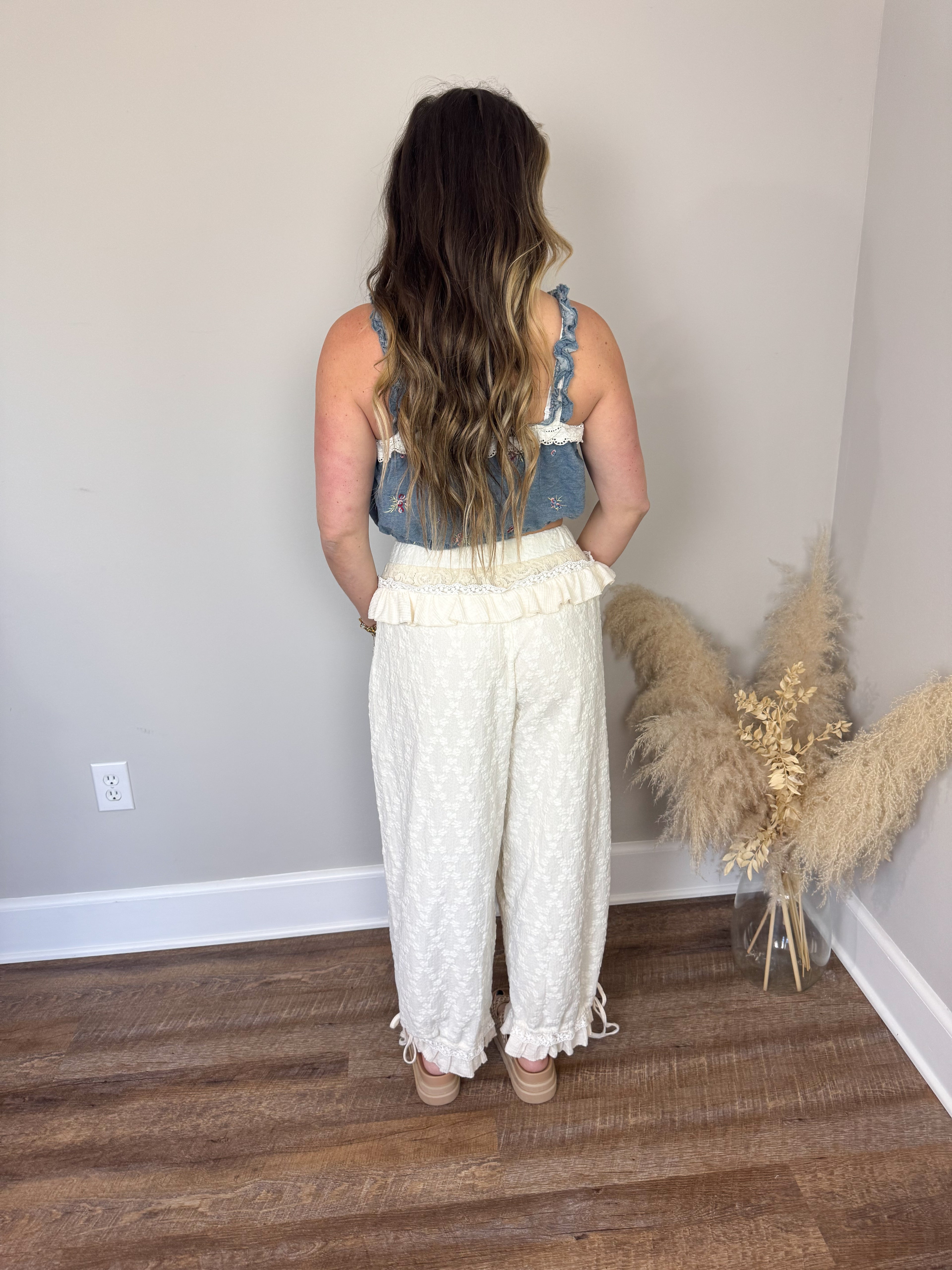 Daisy Lace Joggers