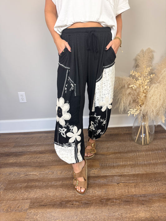 Wild Terrain Joggers | Black