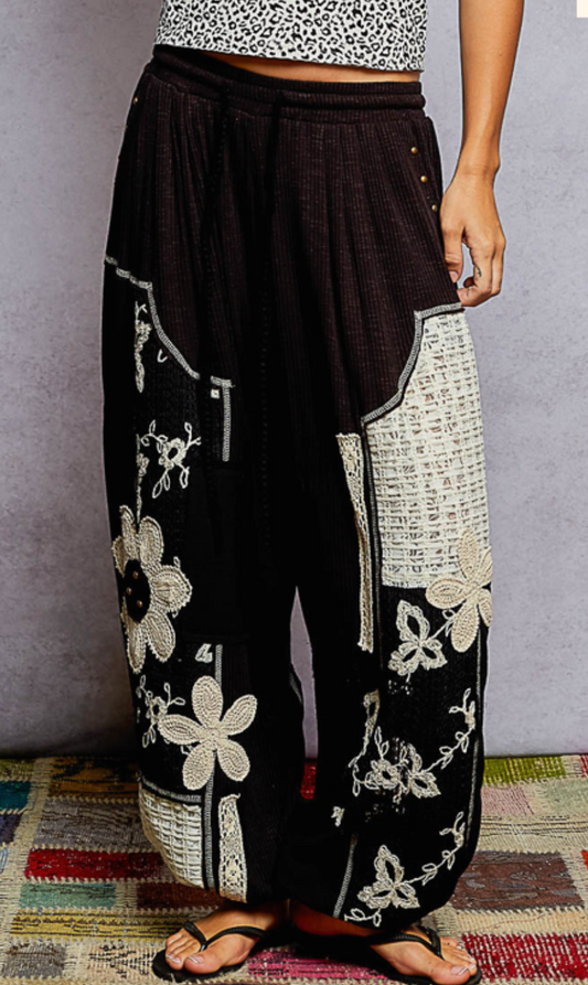 Wild Terrain Joggers | Black