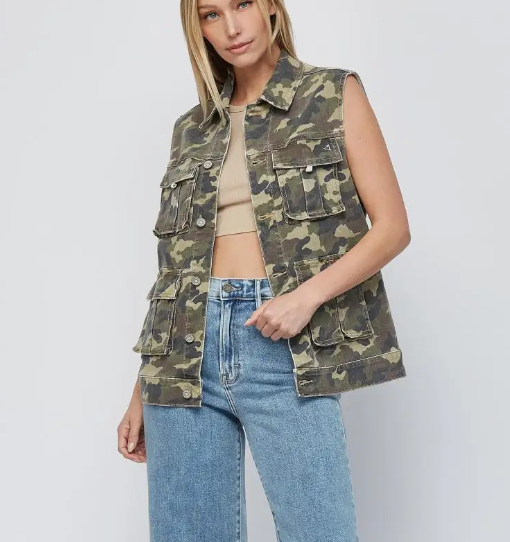 Duff Camo Vest