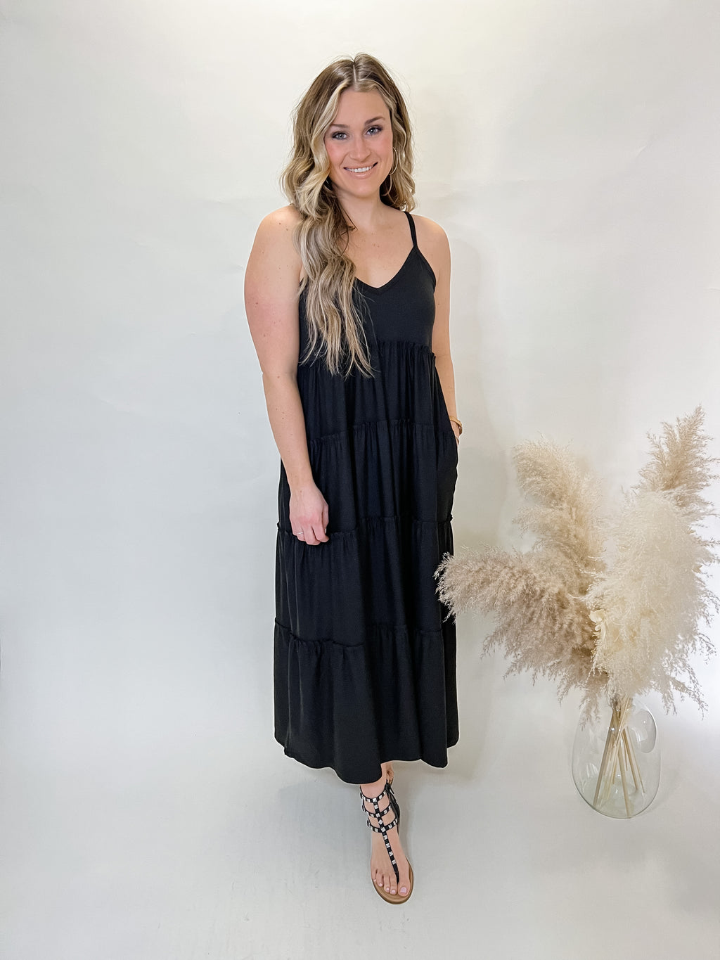 Good Knowledge Maxi Dress | Black